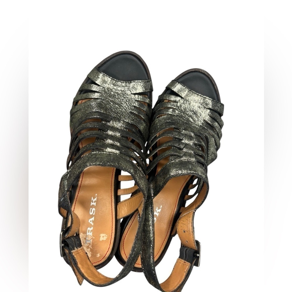 TRASK Ankle Strap Silver Leather Sandals Size 7 - Picture 5 of 8